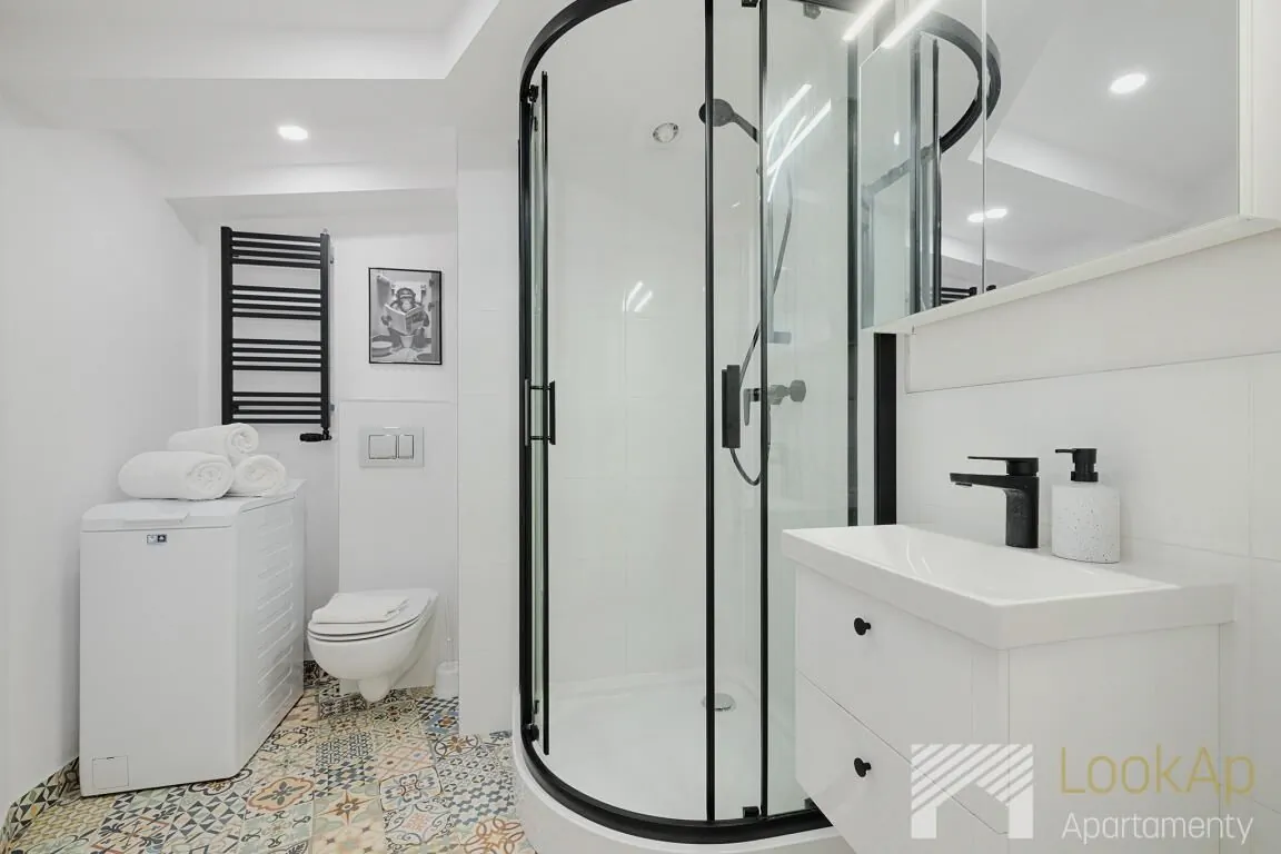 LOOKAP WÓLCZAŃSKA 4 STREET I