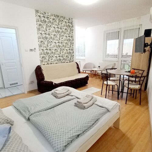 Daisy Apartman Hajdszoboszl **