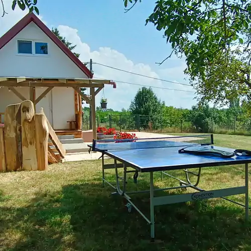 Lebegő Falu Vendégház 002 kép