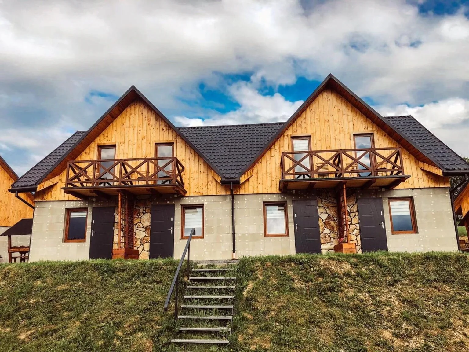 Wataha Apartamenty Zawóz