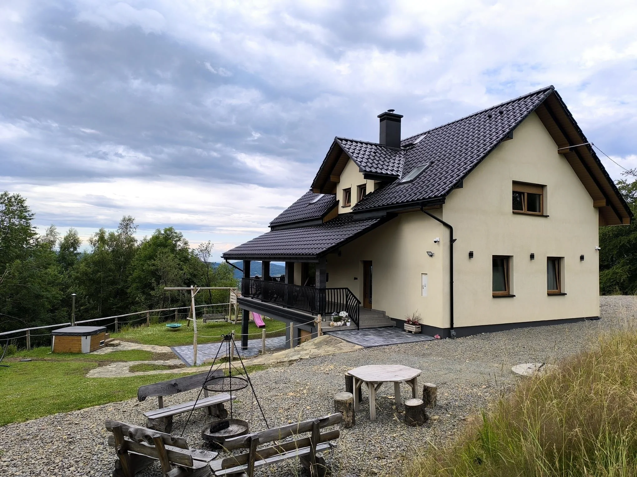 Dom Gościnny Surzynówka Sławomir Zachura 