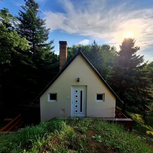 K&uuml;lső k&eacute;p 