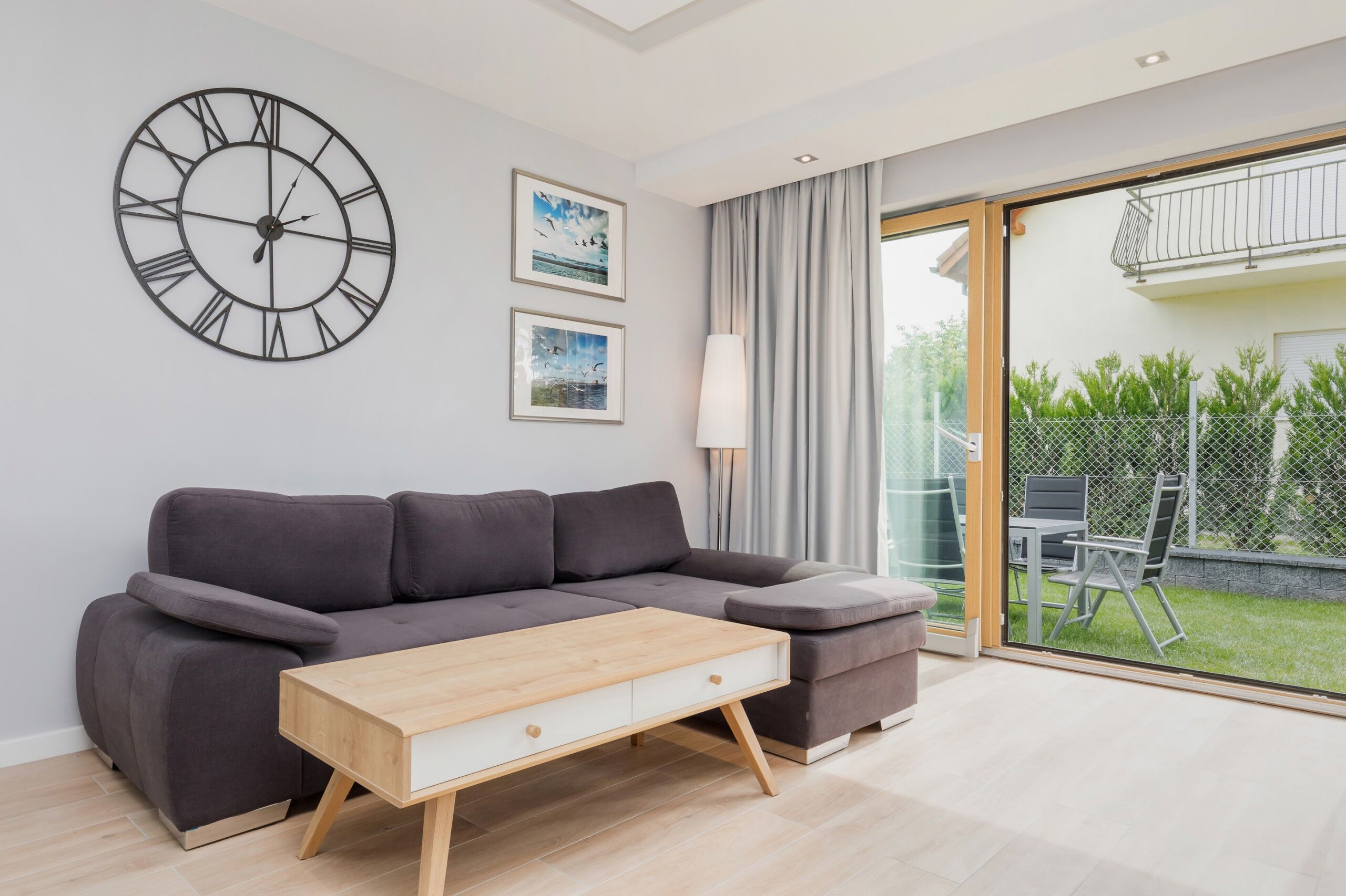 Dom Posejdon 12B-Prawa Połowa