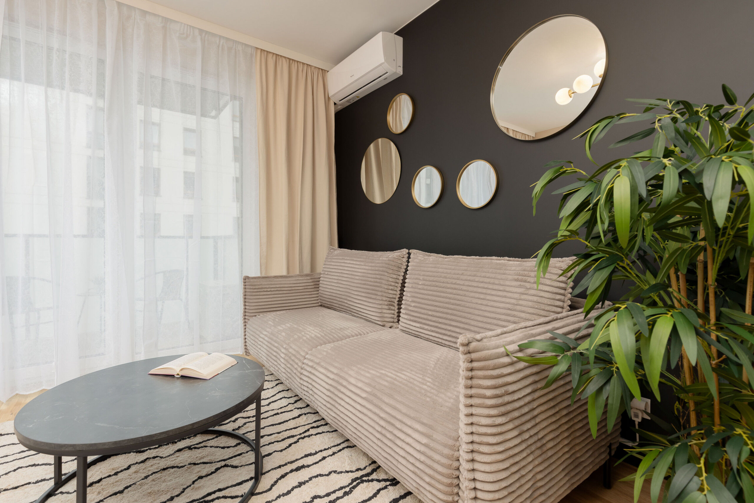 Podskarbińska 28/18