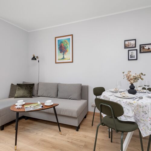 Konstytucji 3-Maja 53/6