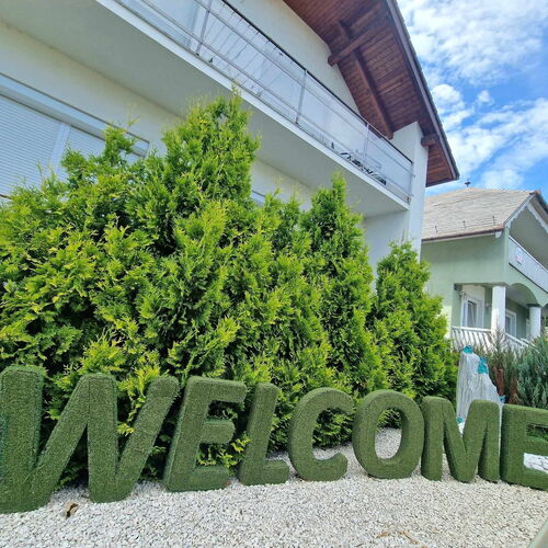 Kiwi Apartmanház Hévíz ★★★ 2