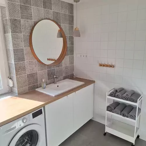 Tornyos Apartman Pécs 010 kép