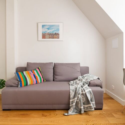 Niekłańska 9/11 m.23^