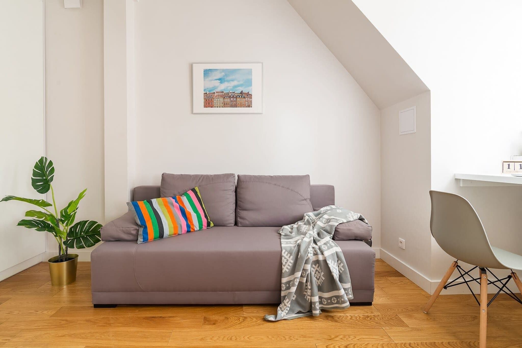 Niekłańska 9/11 m.23^