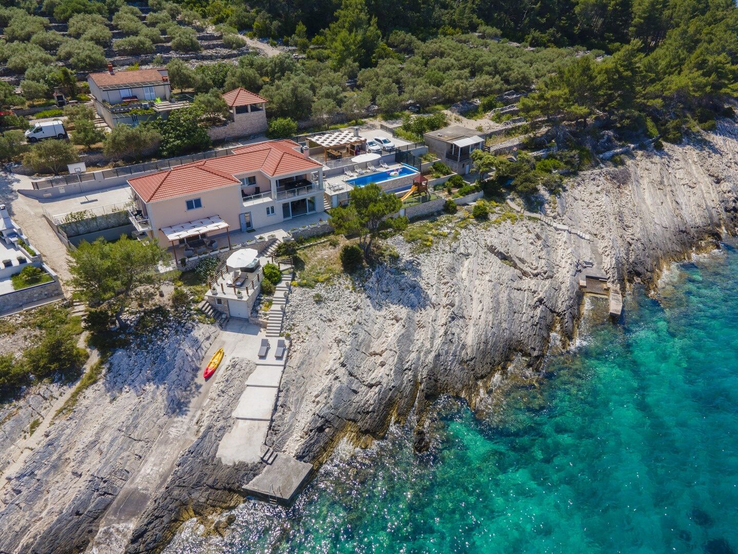 Villa Grski Rat Blato