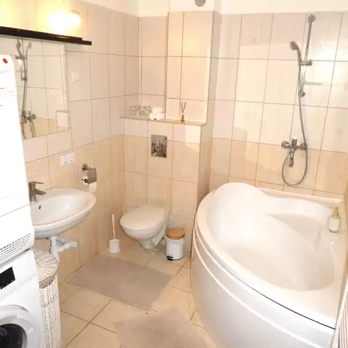 Belvárosi Panoráma Apartman Miskolc 028 kép