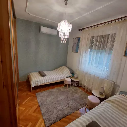 Akácvirág Airport Viki és Bogi Apartman Debrecen 038 kép