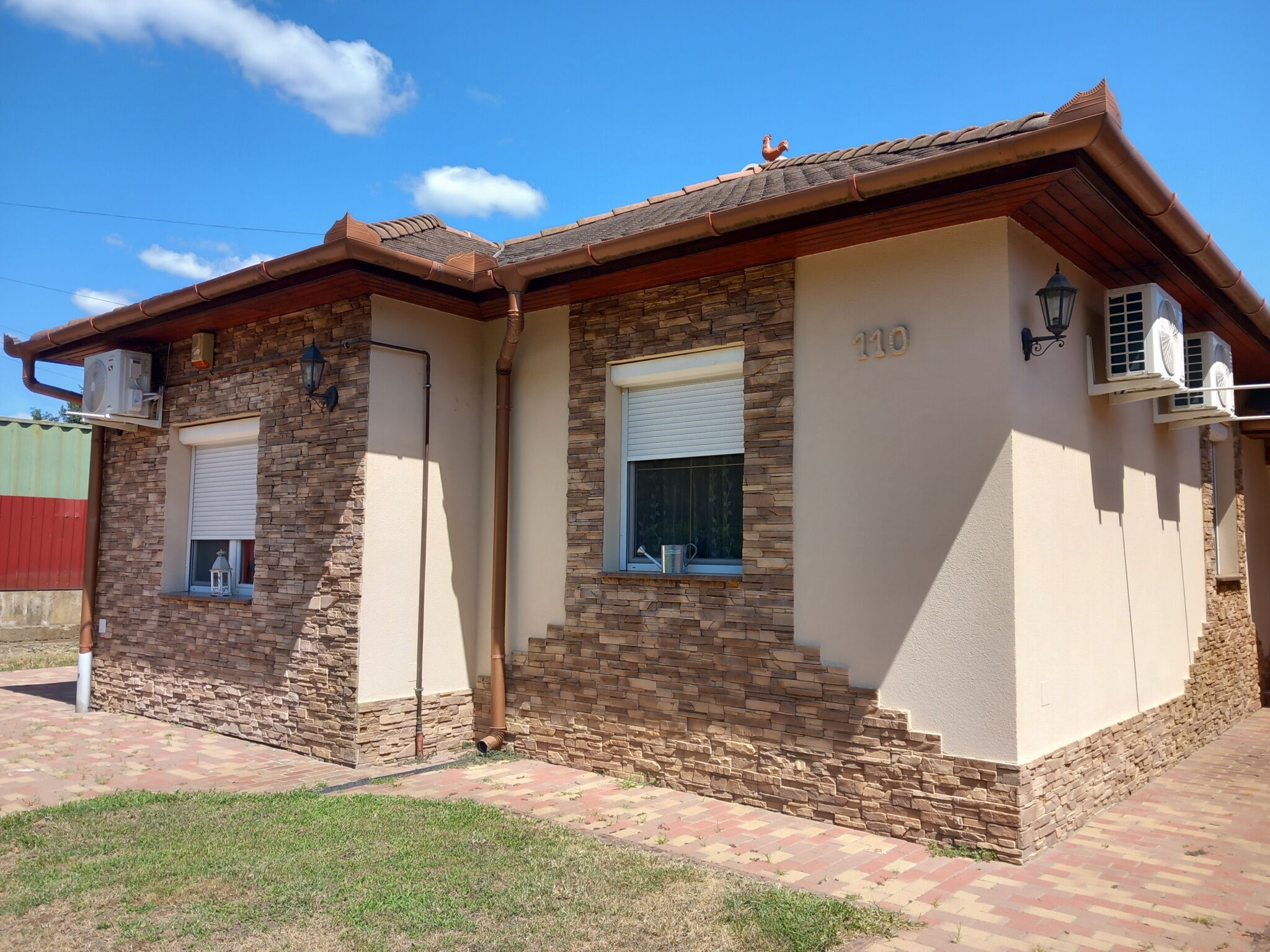 Akácvirág Airport Viki Apartman Debrecen