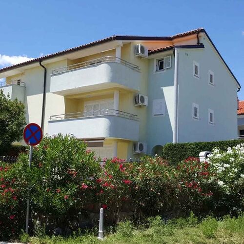 Apartment Boris Baška