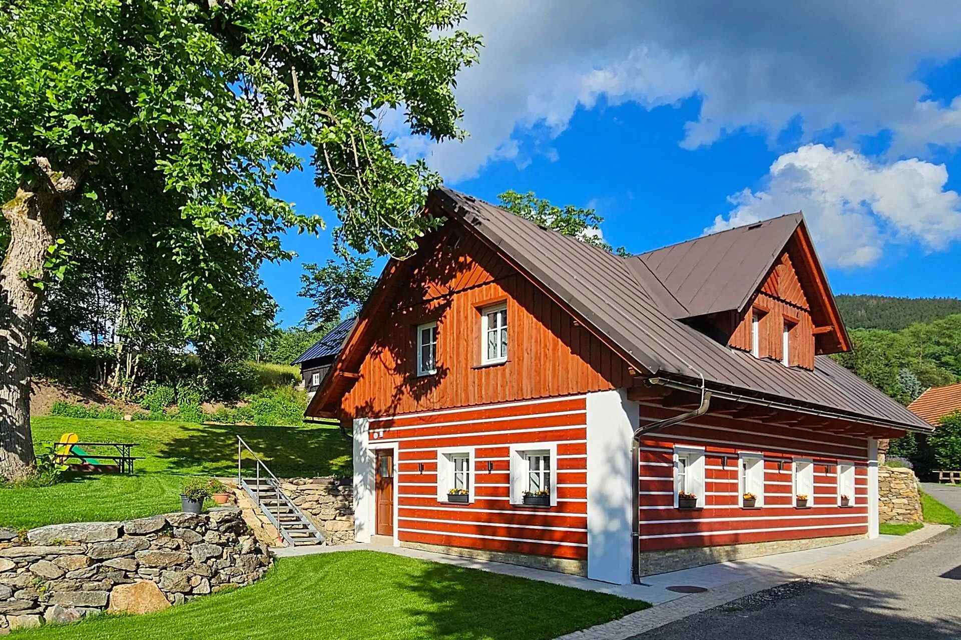 Apartm&aacute;ny Ml&yacute;n l&eacute;to
