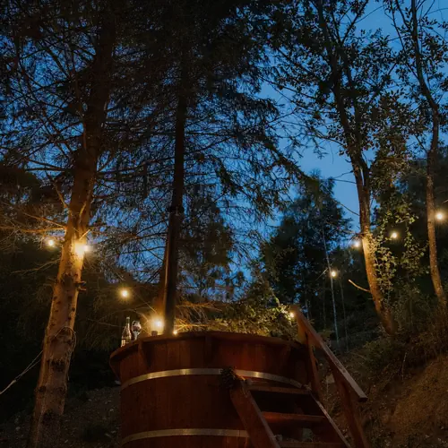 Ciubar traditional din lemn