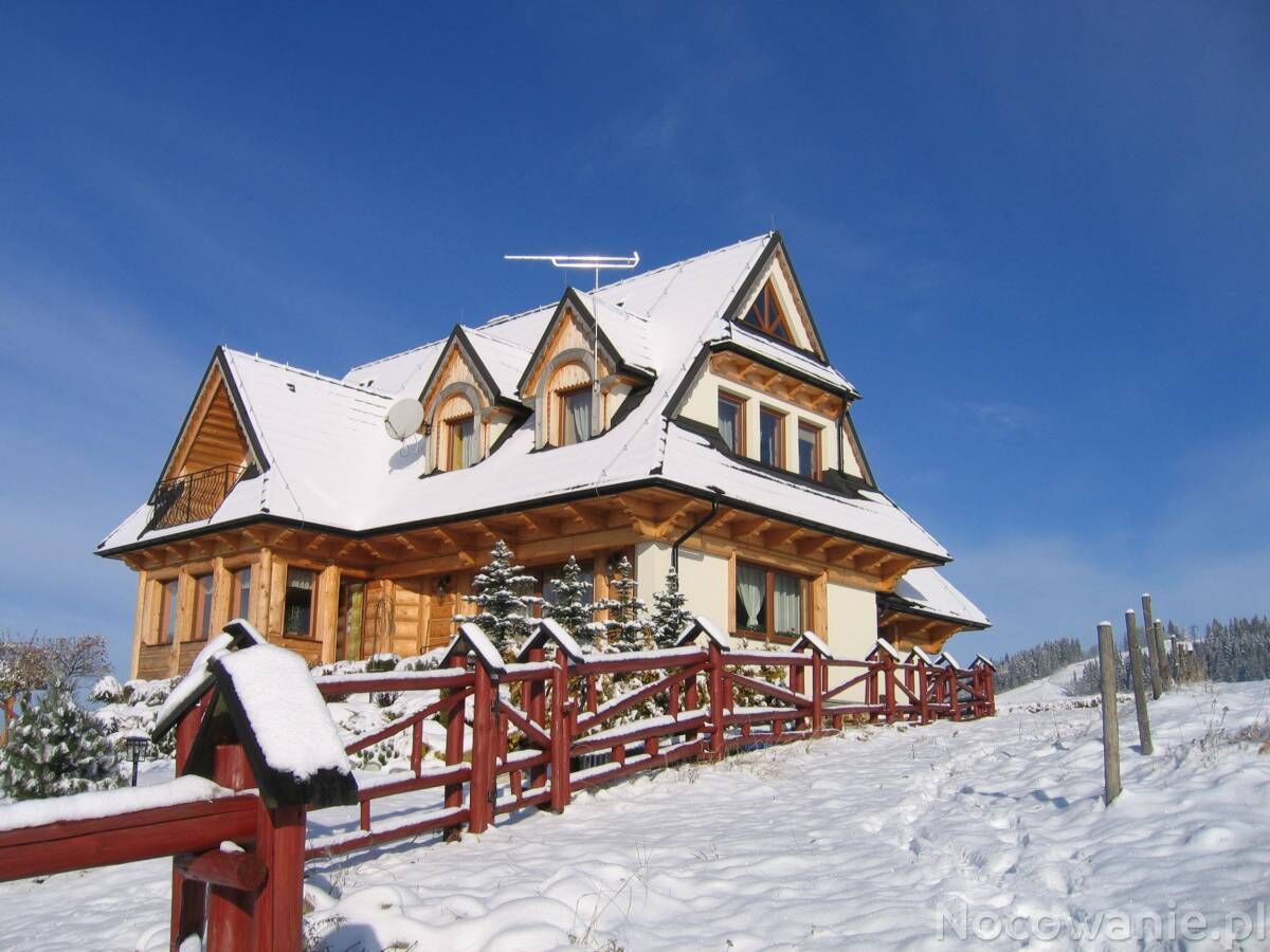 Chatka na Skalnym Brzyzku Czarna Góra