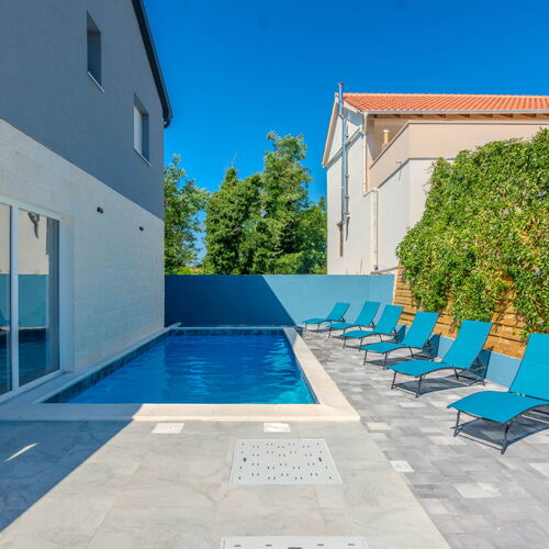 Villa Tonina Vir ★★★ 2