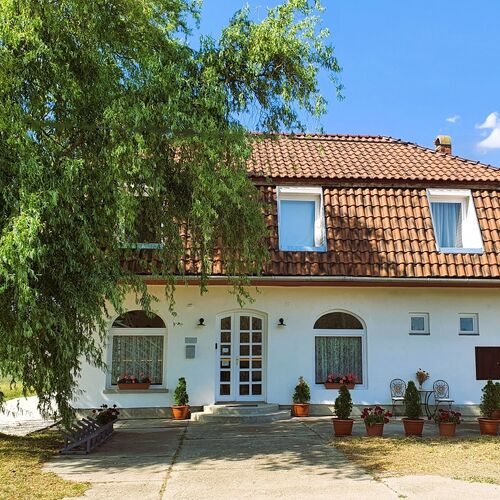 Körös-Sárréti Vendégház és Túrapont Vésztő 