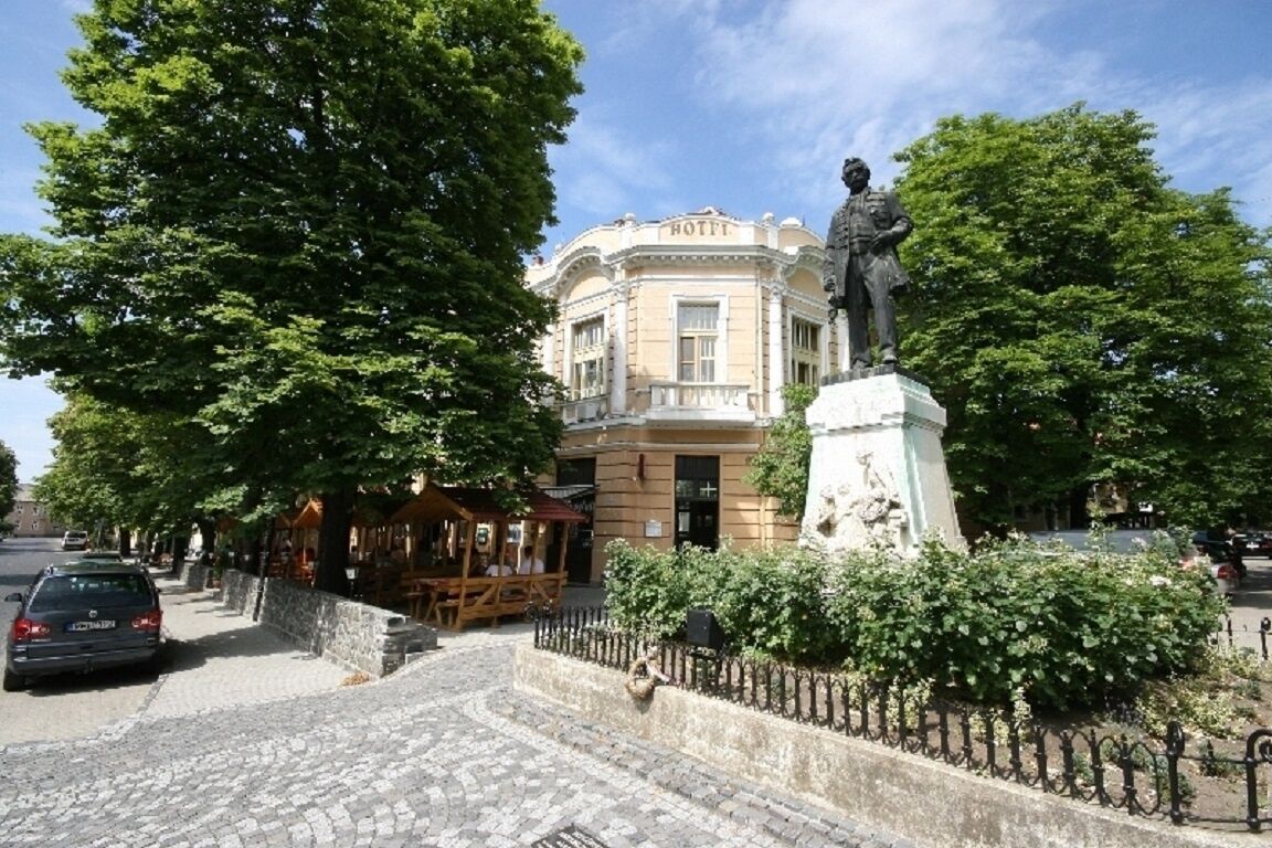 Kisfaludy Panzió Sümeg