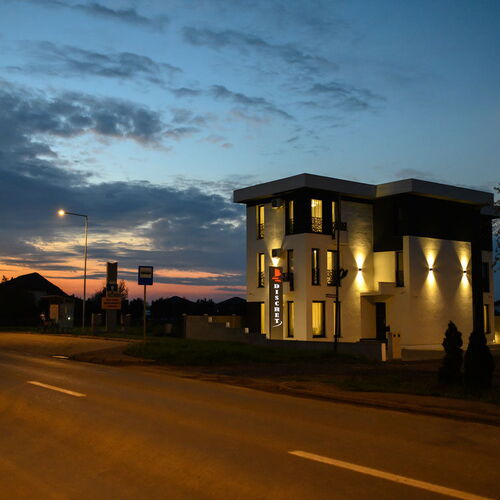 Hotel Vila Discret Mărtineşti