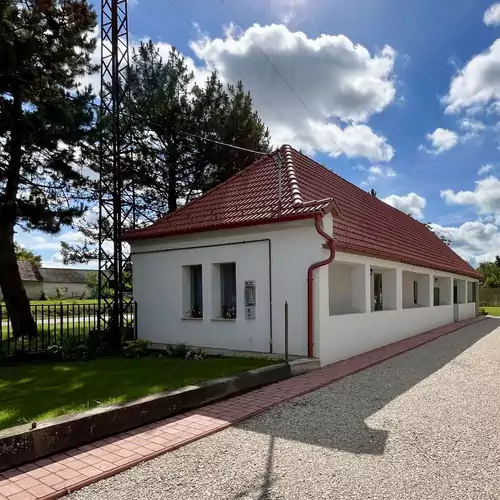 Fenyőudvar Vendégház Mocsa 001 kép