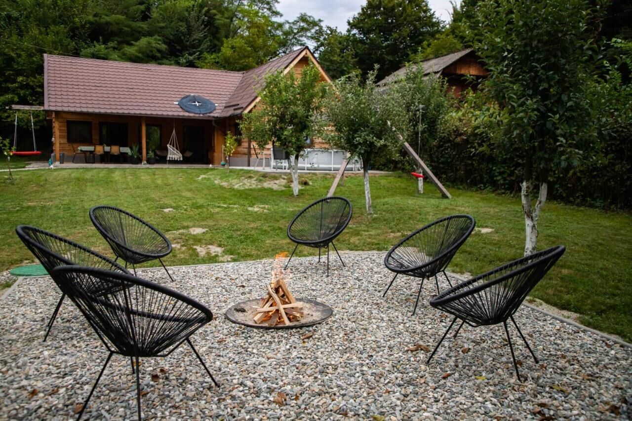 ADORA River Retreat Avrig