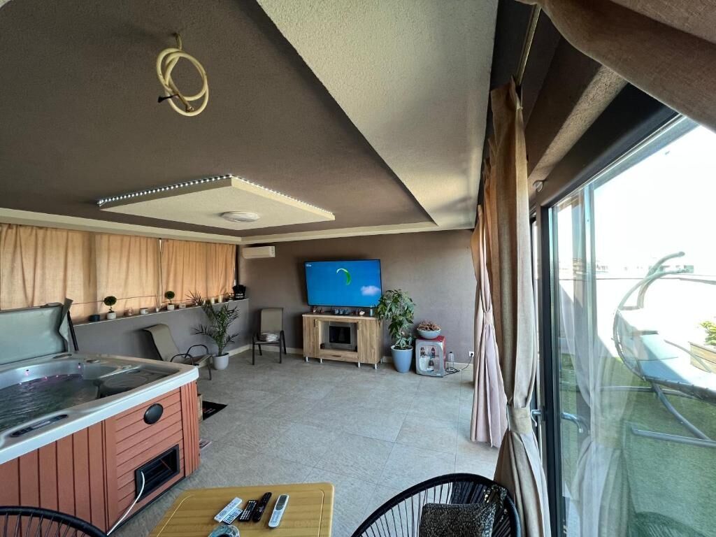 Apartament Jacuzzi Home Oradea