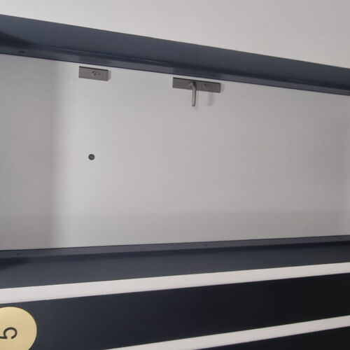 Ușa apartamentului