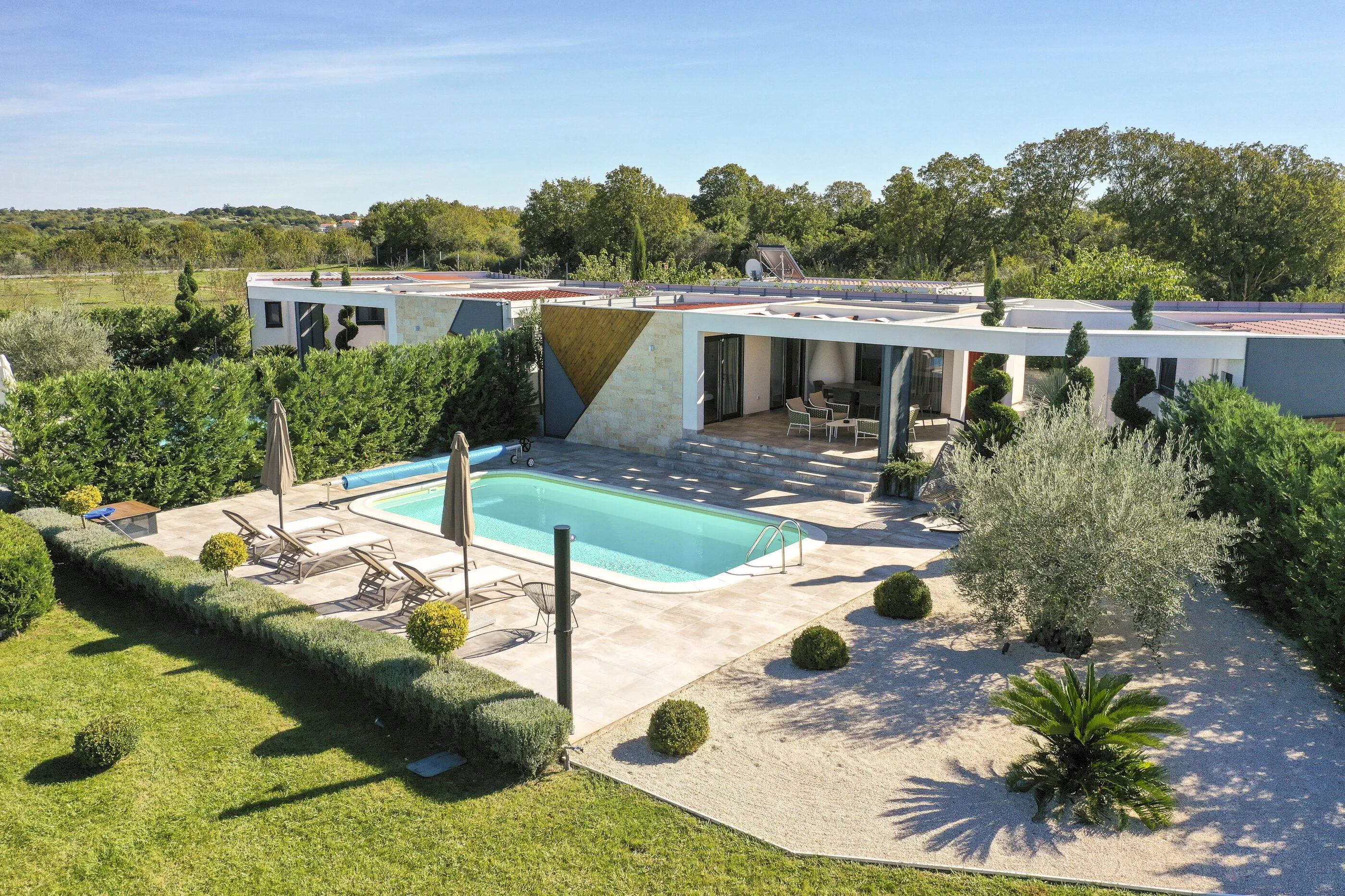 Villa Royal Green Two Nin