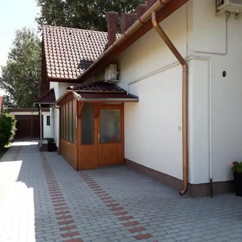 Beatrix Üdülőház Balatonberény 010 kép