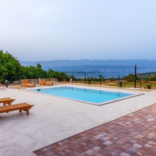 Holiday House Prevolt Dobrinj ★★★★★ 2