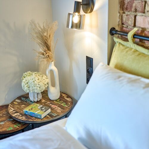 pok&oacute;j dwuosobowy ł&oacute;żko podw&oacute;jne