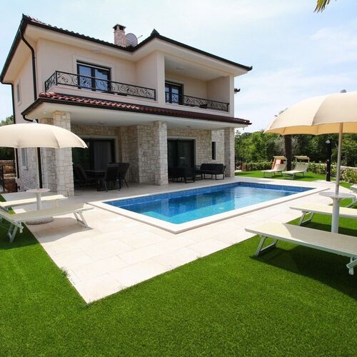 Comfortable 12 Person Villa in Malinska ★★★★★ 2