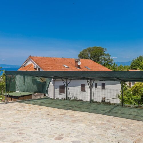 Apartmani Tena Njivice ★★★★ 4