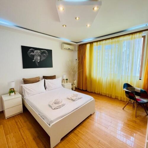 Camere de închiriat Old Town Ateneu Studio București