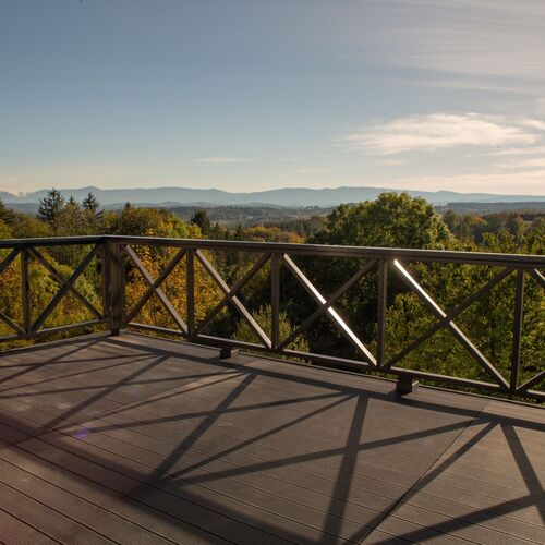 taras z widokiem na Karkonosze