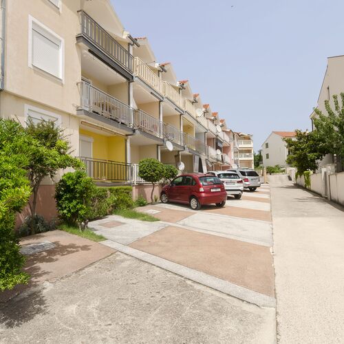 Apartment B & R with a Sea View Srima  4