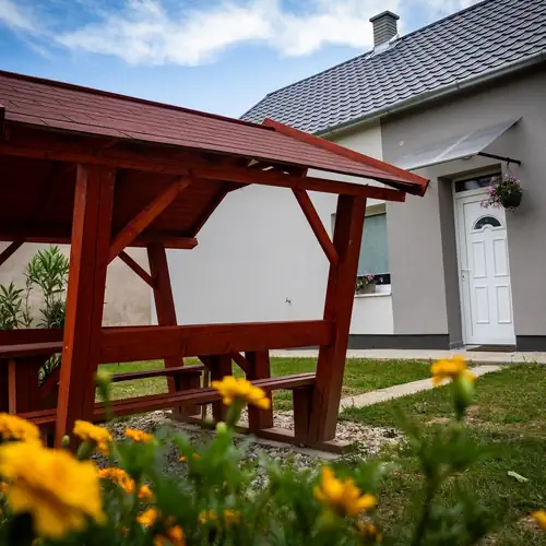 Csörnyeföld Vendégháza 003 kép