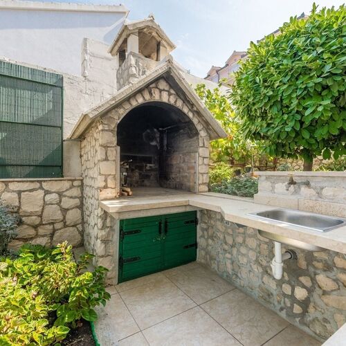Apartment Bubi Trogir  3