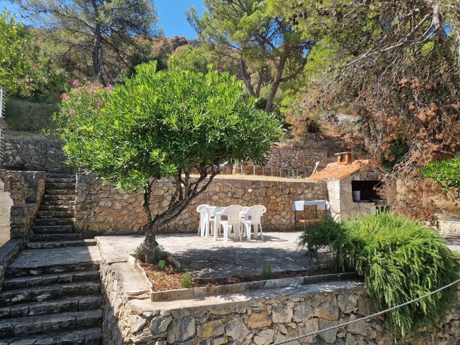 Apartment Cosy Terrace Grebastica