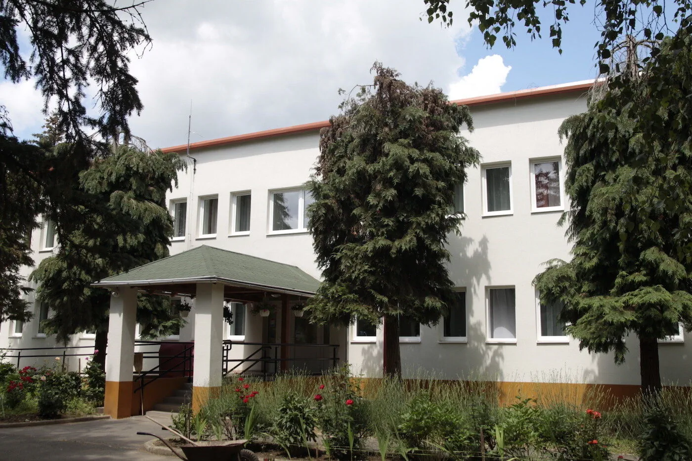Ifjúsági Sportszálló és Szabadidő Park Bodrogolaszi