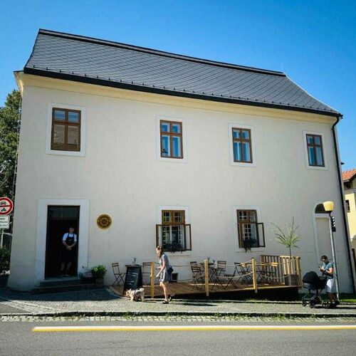 Kavárna s ubytováním U námořníka na Faře Hukvaldy