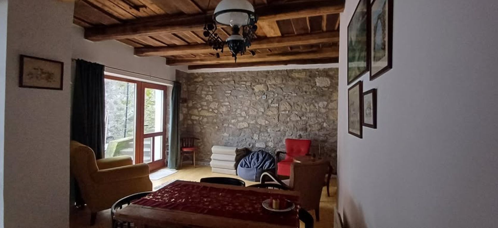 Karádi Vendégház Háromhuta