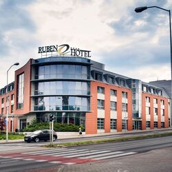 Ruben Hotel Zielona Góra <sup><span class=