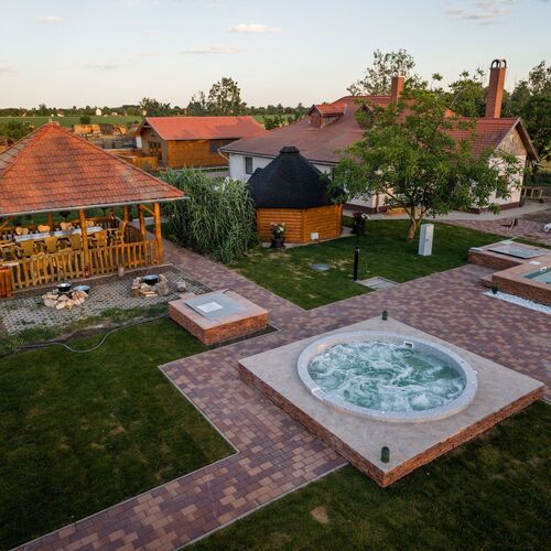 Atlantisz Pihenőpark és Halásztanya Mezőtúr