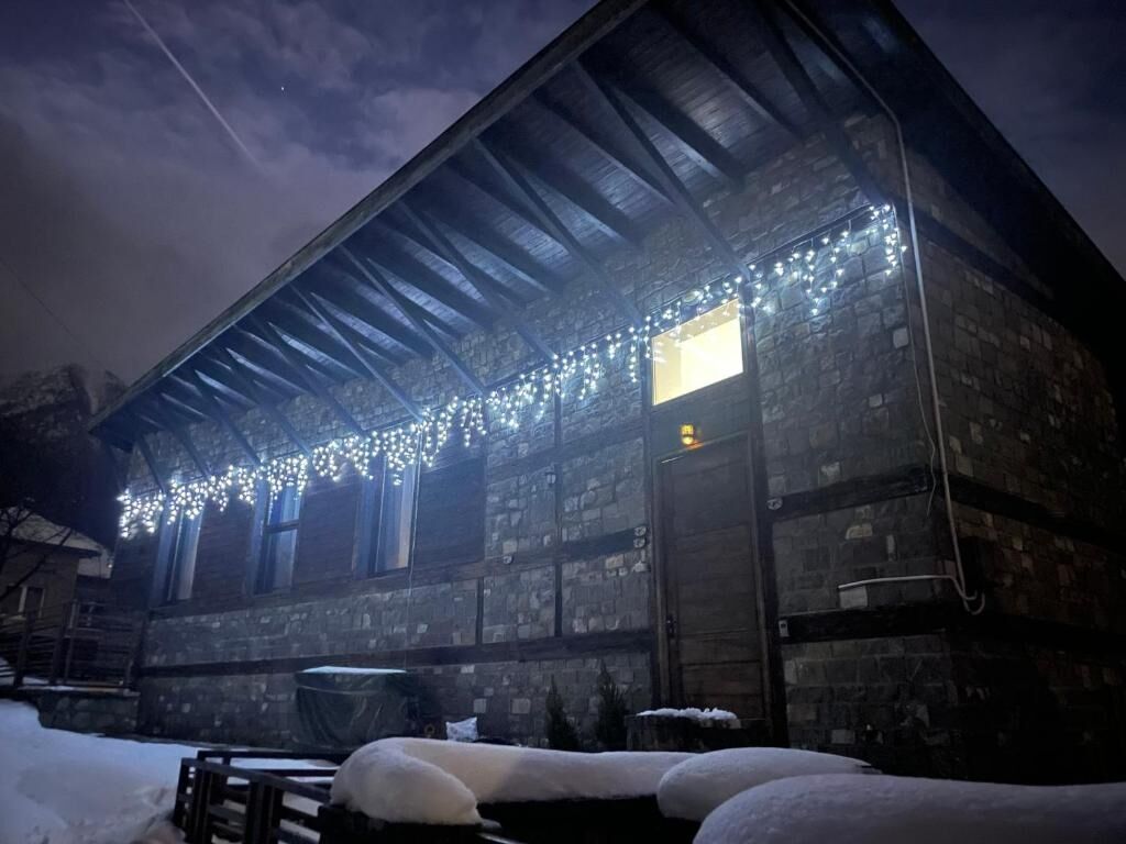 Căsuța de piatră Bușteni