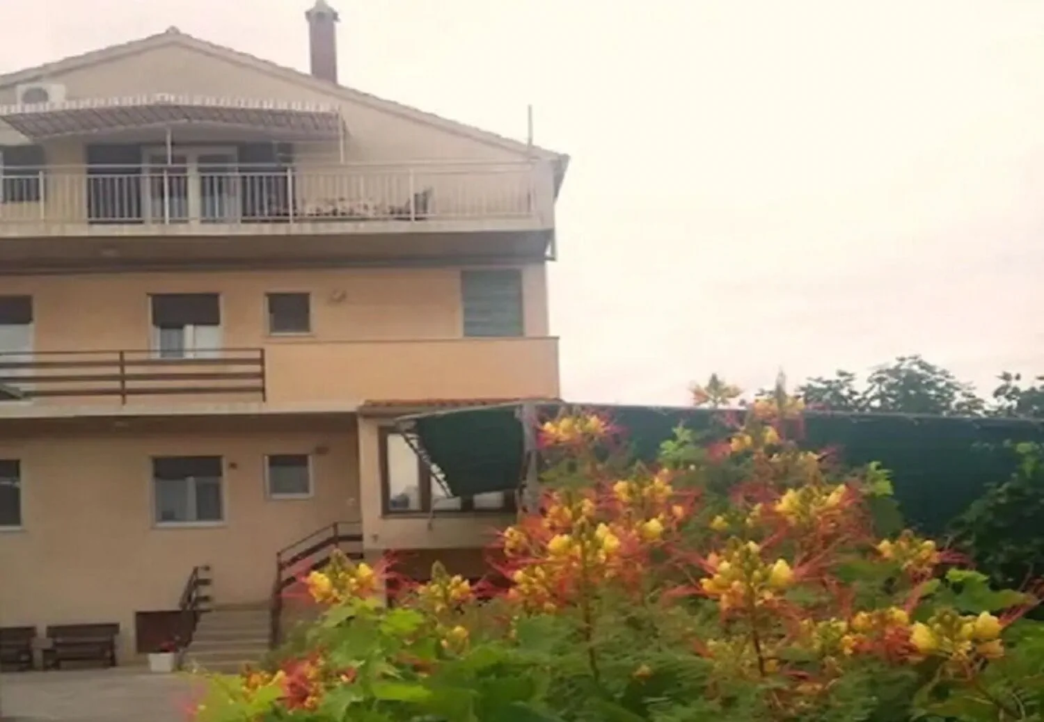 Apartments Ognjen Betina