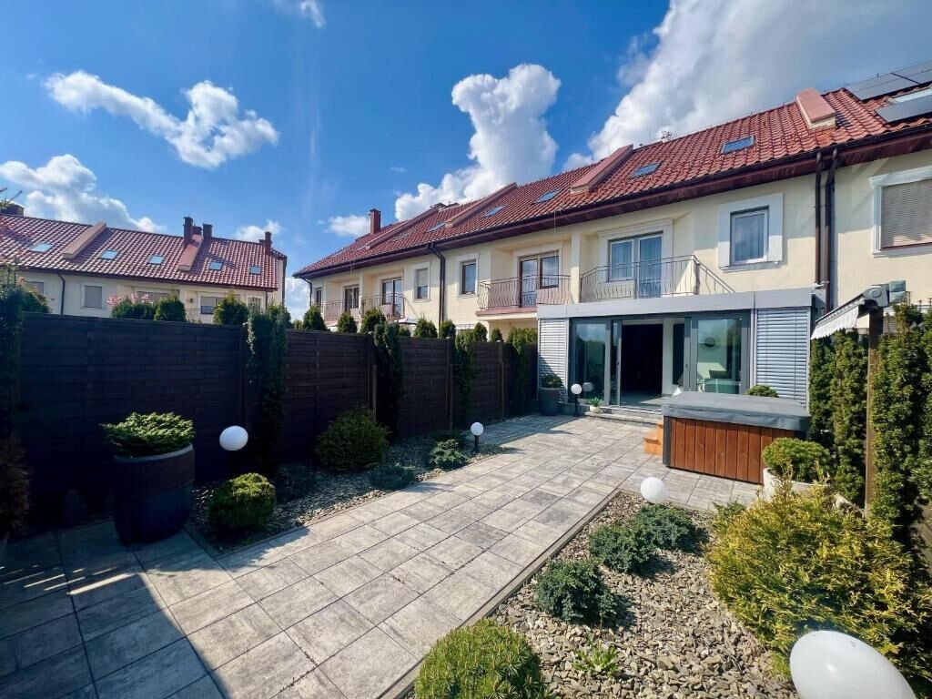 Rodzinny stylowy dom z jacuzzi Mielno