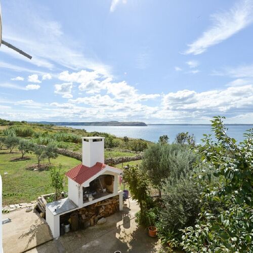 Apartments Edi Razanac